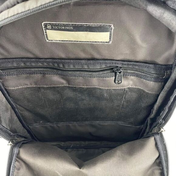 Victorinox Men's Altmont‎ Flapover Expandable Laptop Backpack Bag Black Large - Picture 7 of 16